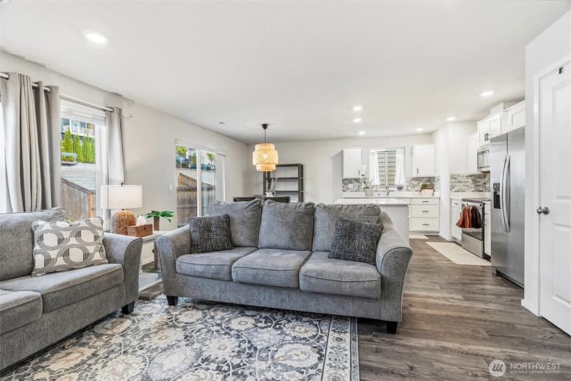 Property photo for 1715 W 14th Street, La Center photo 9