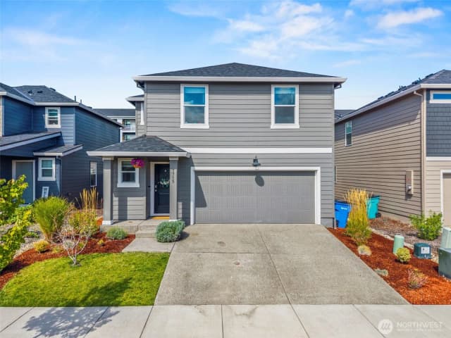 Property photo for 1715 W 14th Street, La Center