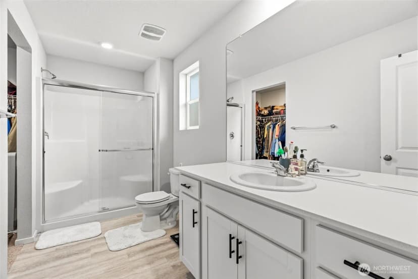 Property photo for 1715 W 14th Street, La Center photo 21