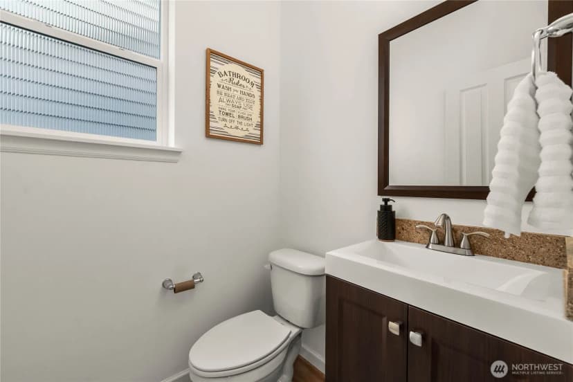 Property photo for 1713 98th Street Se, Lake Stevens photo 18
