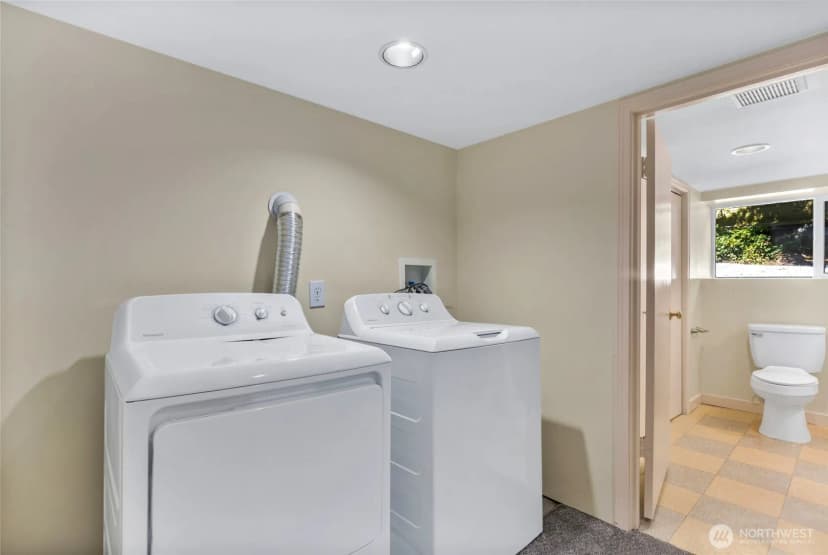 Property photo for 256 Ne 50th Street, Seattle photo 36