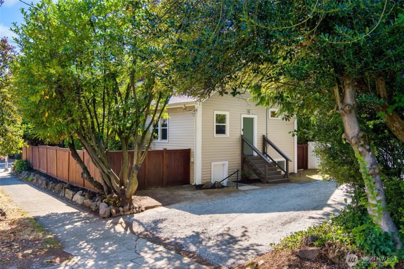 Property photo for 256 Ne 50th Street, Seattle photo 40