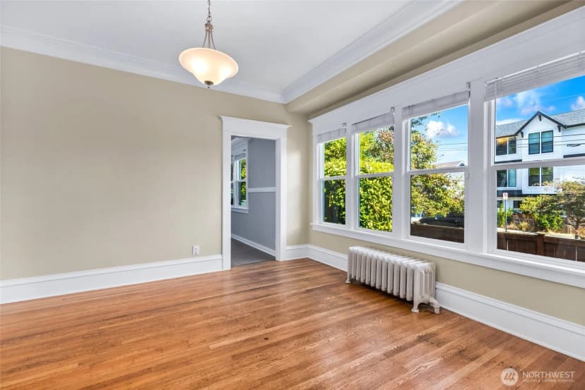 Property photo for 256 Ne 50th Street, Seattle photo 16