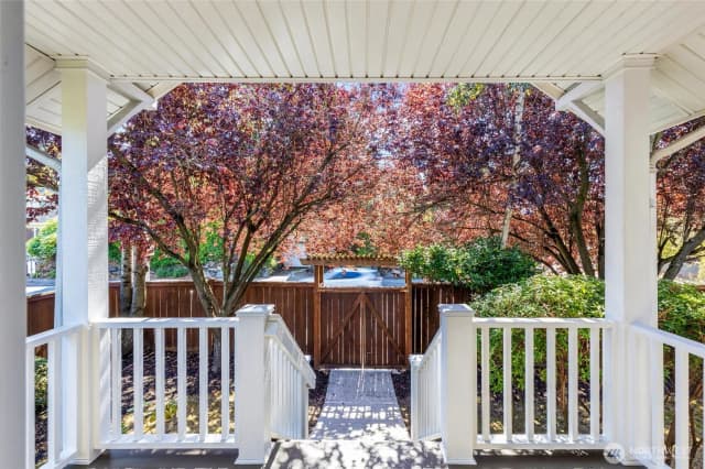 Property photo for 256 Ne 50th Street, Seattle photo 4