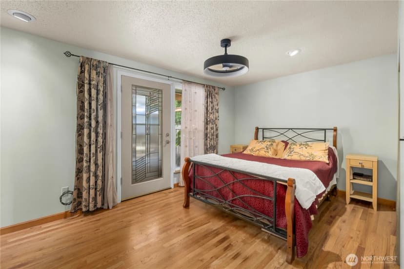 Property photo for 1216 Dayton Ave Ne, Renton photo 17