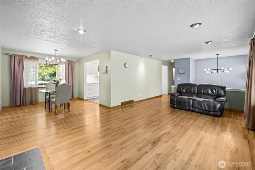 Property photo for 1216 Dayton Ave Ne, Renton photo 24