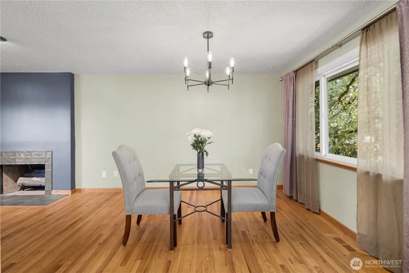 Property photo for 1216 Dayton Ave Ne, Renton photo 9