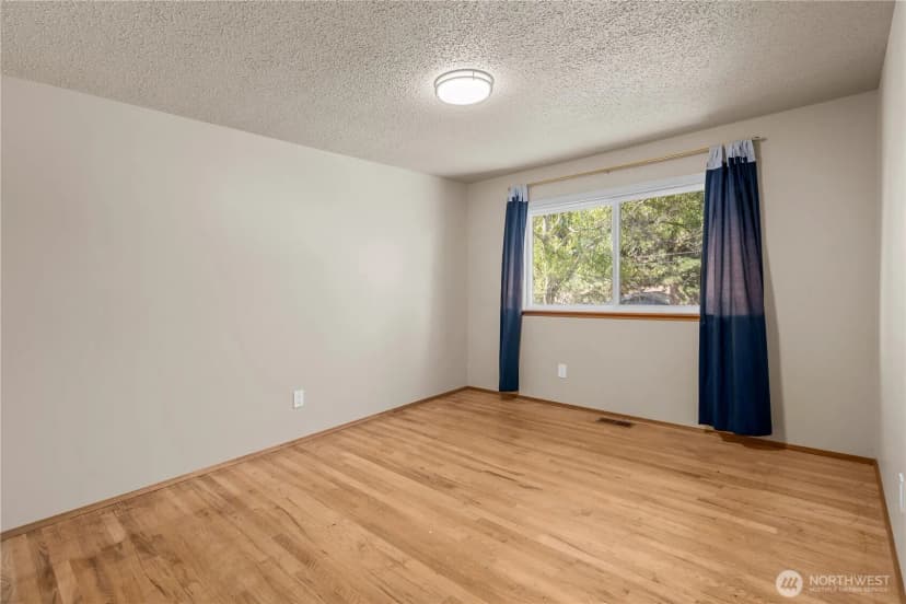 Property photo for 1216 Dayton Ave Ne, Renton photo 20