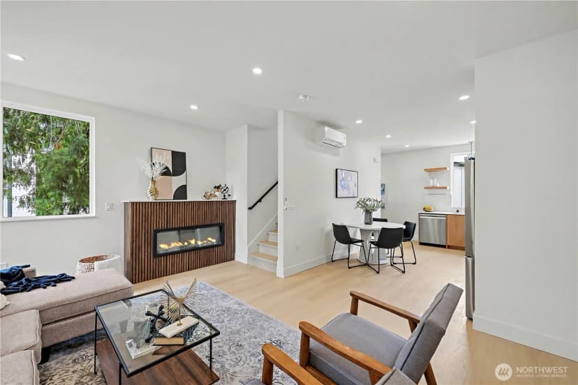 Property photo for 9014 4th Avenue Nw #b, Seattle photo 3