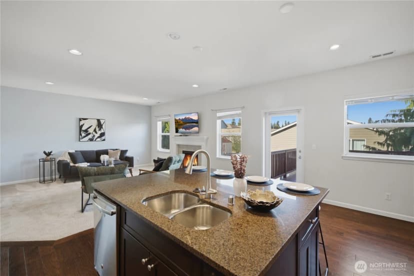 Property photo for 20124 S Danvers Road, Lynnwood photo 11