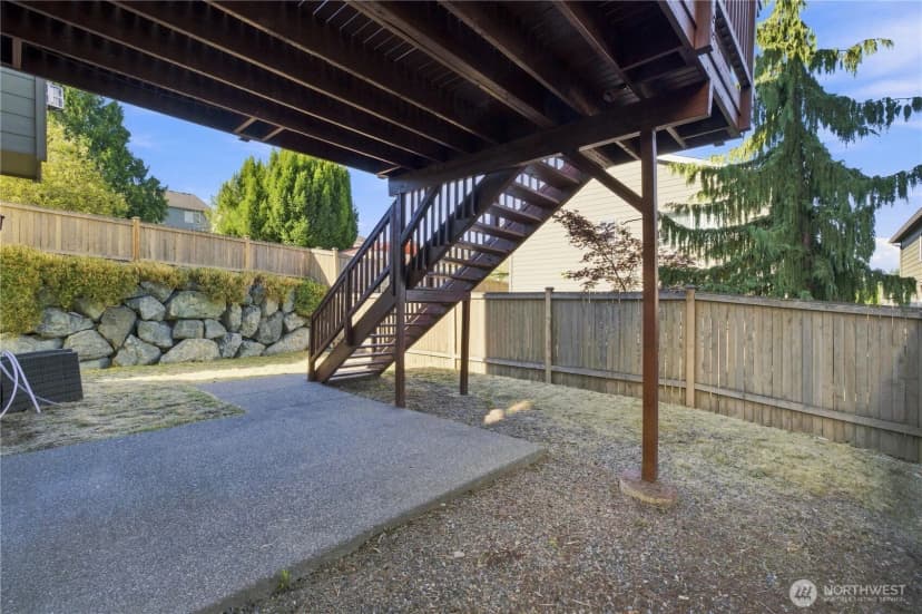 Property photo for 20124 S Danvers Road, Lynnwood photo 32