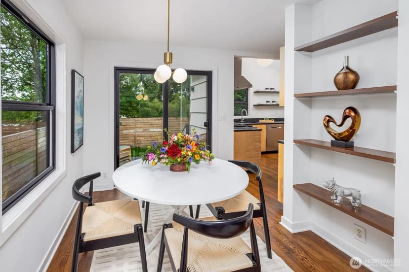 Property photo for 12054 20th Avenue Ne, Seattle photo 6