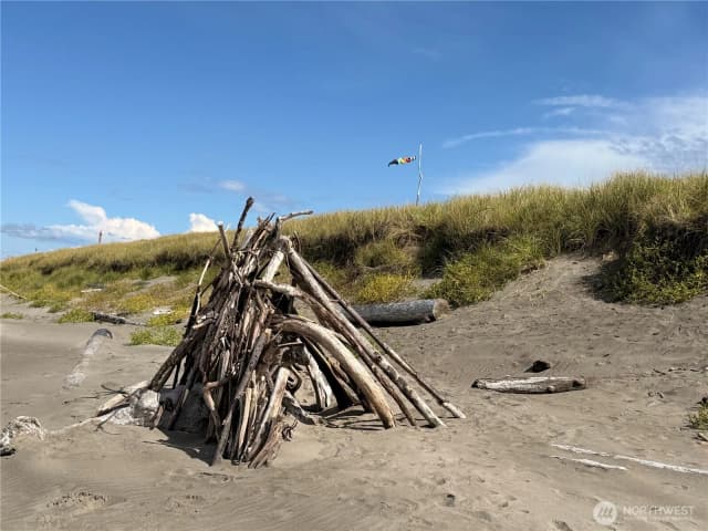 Property photo for 1317 Ocean Shores Boulevard Sw #2, Ocean Shores photo 4