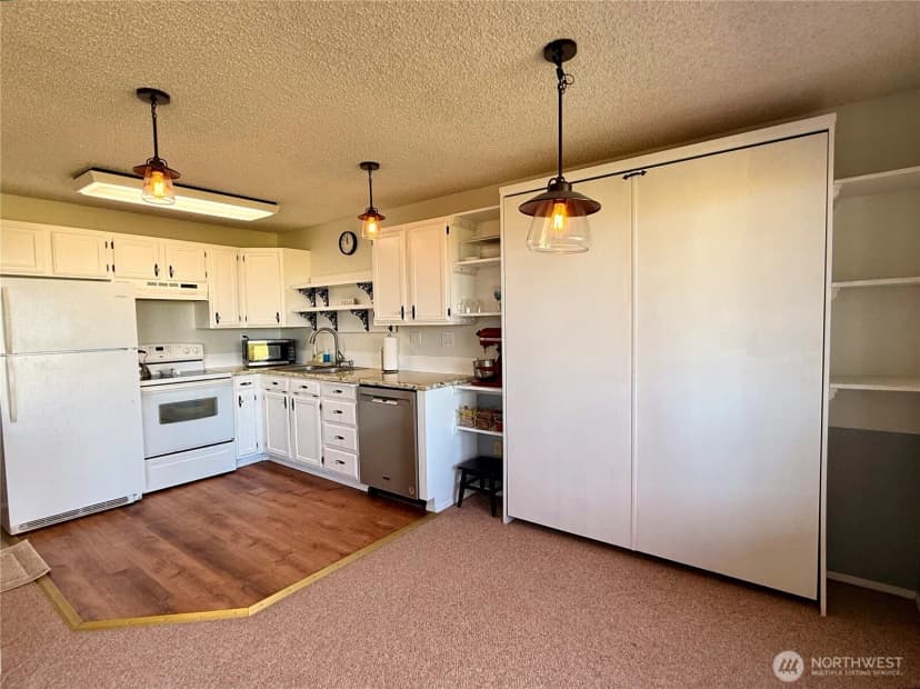 Property photo for 1317 Ocean Shores Boulevard Sw #2, Ocean Shores photo 8