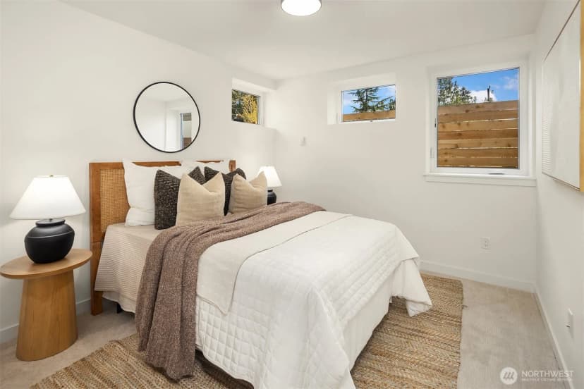 Property photo for 10831 11th Avenue Ne, Seattle photo 15