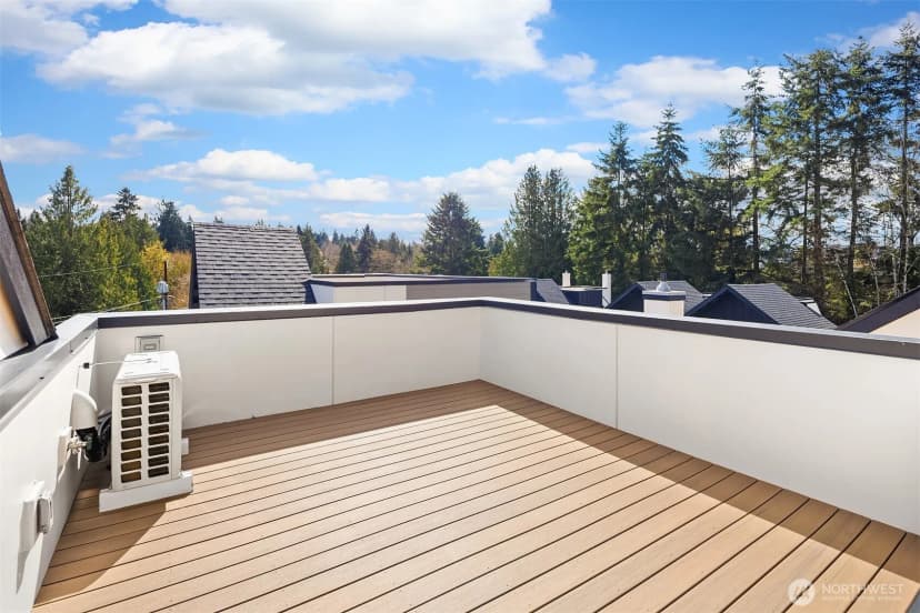 Property photo for 10831 11th Avenue Ne, Seattle photo 25