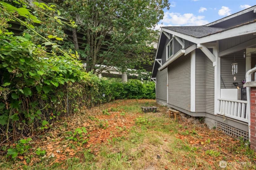 Property photo for 13315 Valley Avenue E, Sumner photo 27