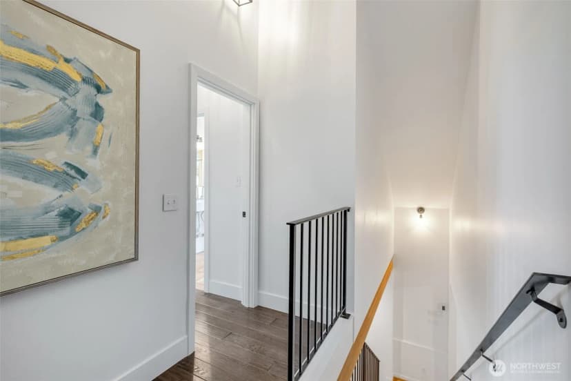 Property photo for 7318 54th Avenue Ne, Seattle photo 17