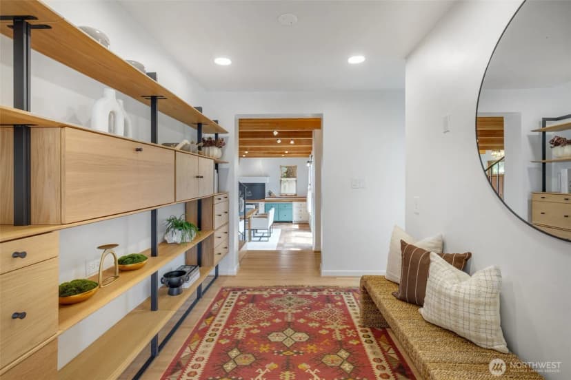Property photo for 7318 54th Avenue Ne, Seattle photo 8