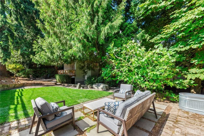 Property photo for 8504 43rd Avenue Ne, Seattle photo 15