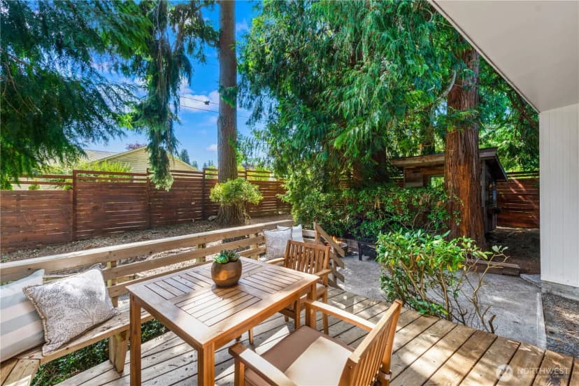 Property photo for 8504 43rd Avenue Ne, Seattle photo 12