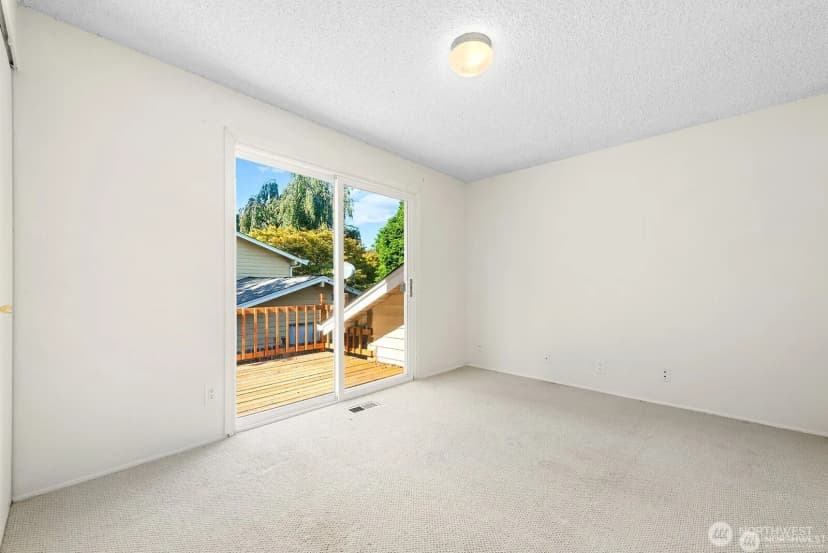 Property photo for 14221 Se 10th Place, Bellevue photo 10