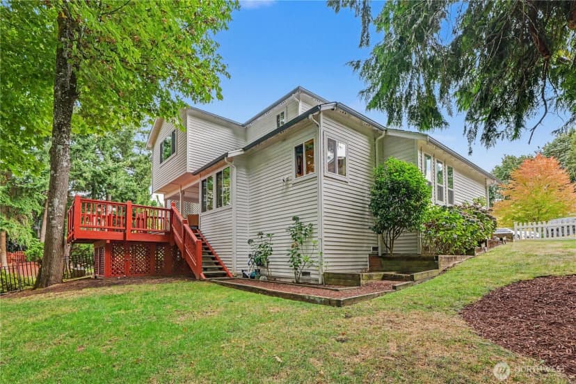 Property photo for 11902 Ne 168th Street, Bothell photo 19