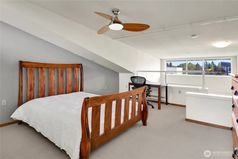 Property photo for 12334 31st Avenue Ne #607, Seattle photo 6