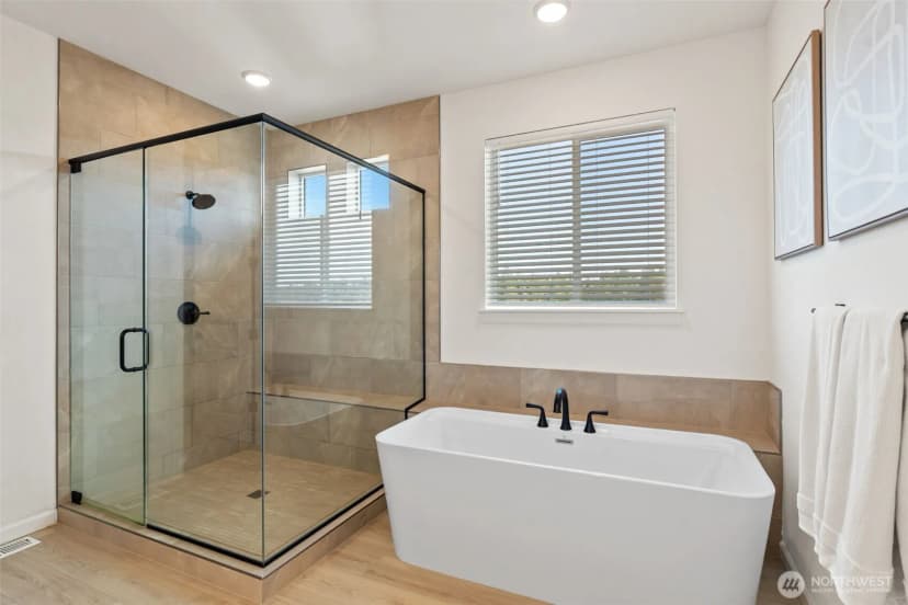 Property photo for 5721 Thornhill Avenue Sw, Port Orchard photo 31