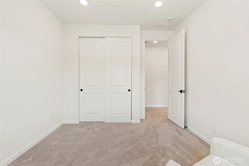 Property photo for 5721 Thornhill Avenue Sw, Port Orchard photo 35