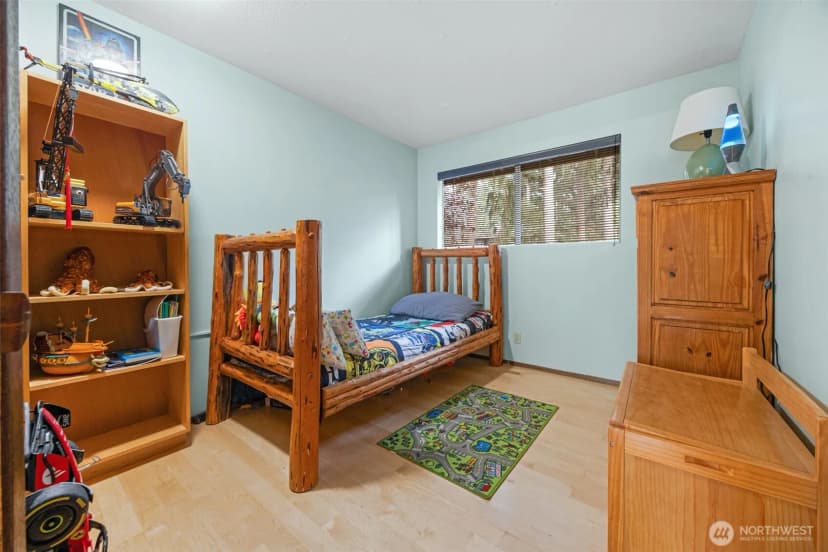 Property photo for 14015 60th Avenue W, Edmonds photo 14