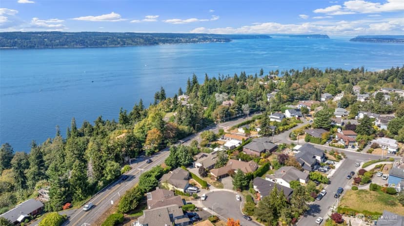 Property photo for 2145 Clover Court, Mukilteo photo 39