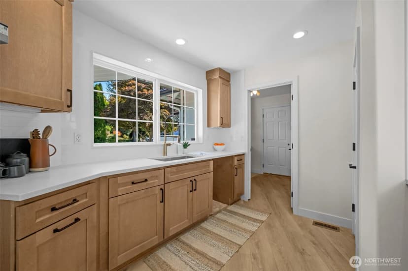 Property photo for 2145 Clover Court, Mukilteo photo 8