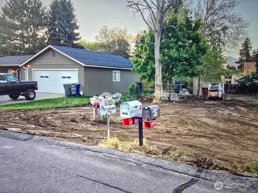 Property photo for 1322 4th Street, Wenatchee photo 8