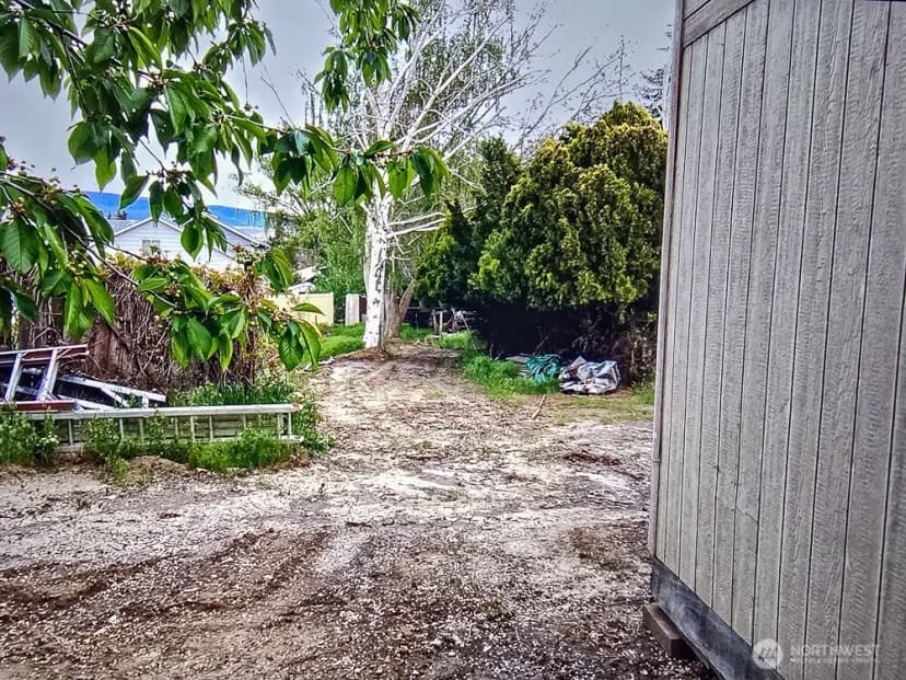 Property photo for 1322 4th Street, Wenatchee photo 18