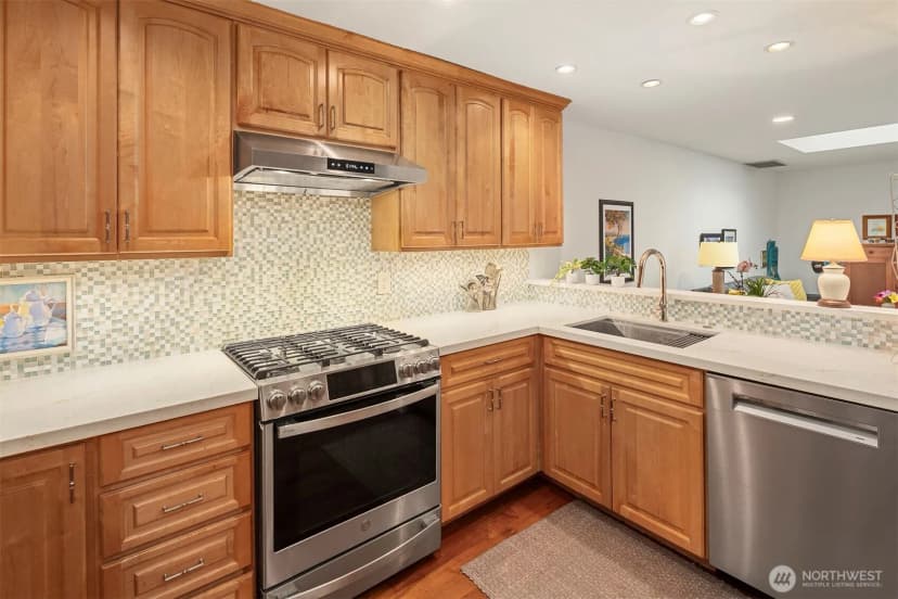 Property photo for 151 141st Place Ne #110l, Bellevue photo 12