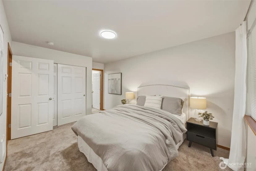 Property photo for 433 Oak Hill Lane, Burlington photo 26