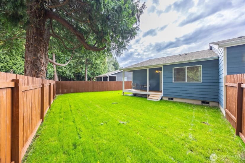 Property photo for 433 Oak Hill Lane, Burlington photo 31