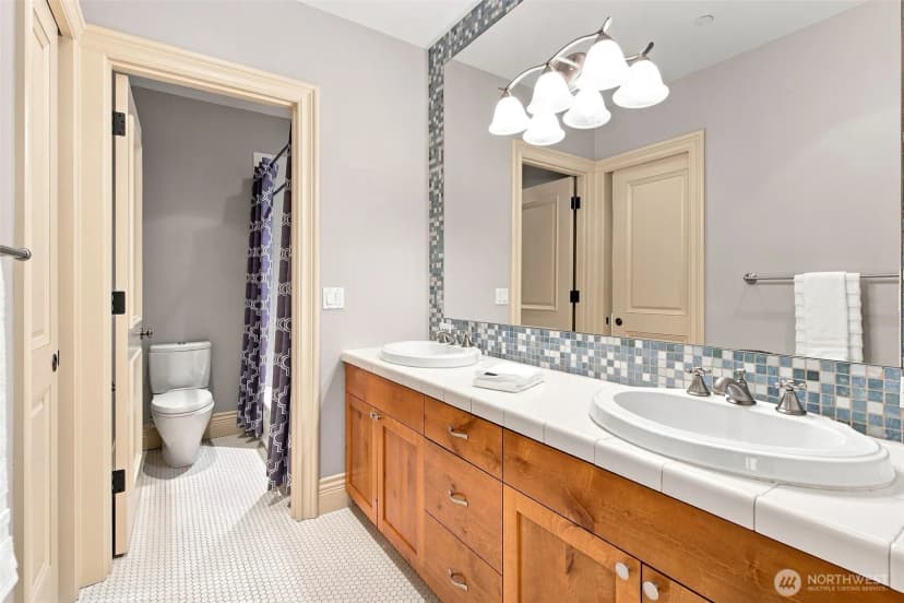 Property photo for 24950 Se Old Black Nugget Road, Issaquah photo 27