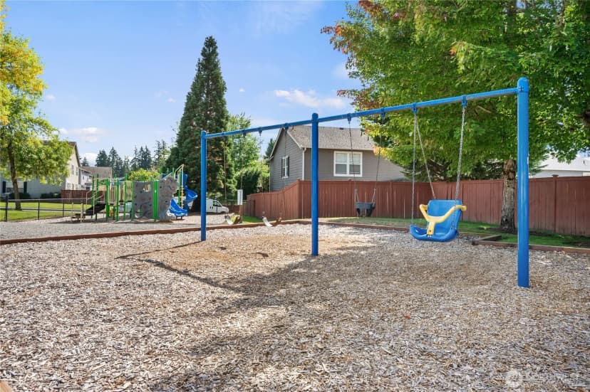 Property photo for 2226 Se 2nd Place, Renton photo 10
