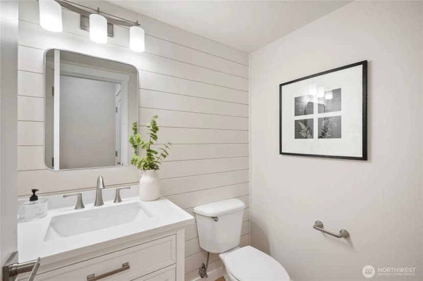 Property photo for 2226 Se 2nd Place, Renton photo 13