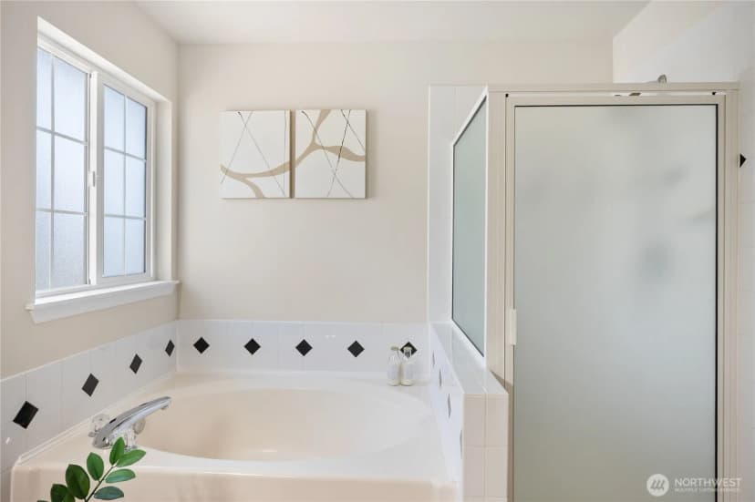 Property photo for 2226 Se 2nd Place, Renton photo 20