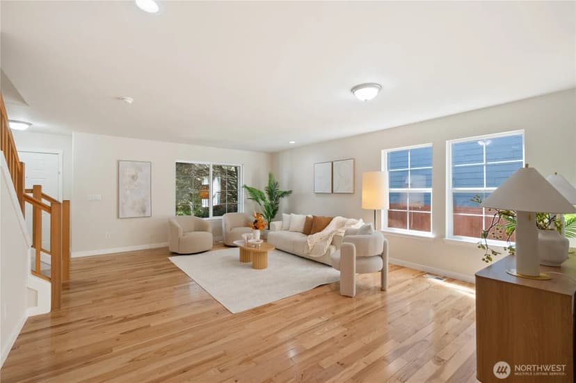 Property photo for 2226 Se 2nd Place, Renton photo 3