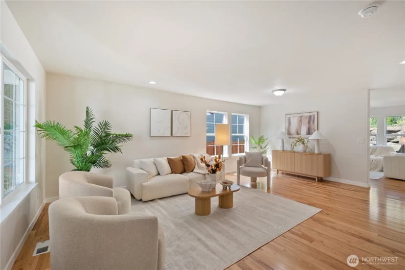 Property photo for 2226 Se 2nd Place, Renton photo 2