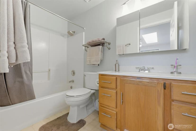 Property photo for 1267 Lidstrom Road Se, Port Orchard photo 16