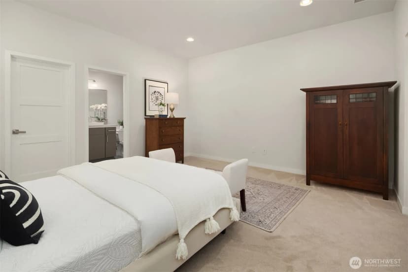 Property photo for 3300 Ne 65th Street #204, Seattle photo 29