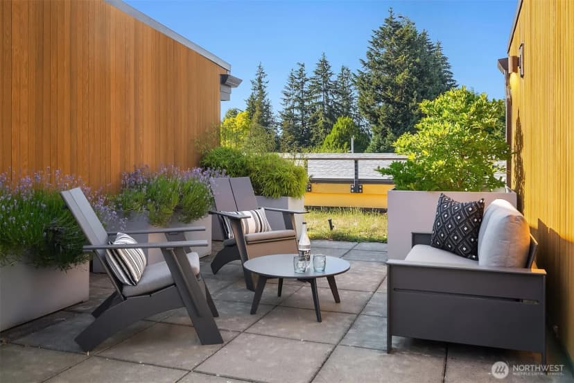 Property photo for 3300 Ne 65th Street #204, Seattle photo 33