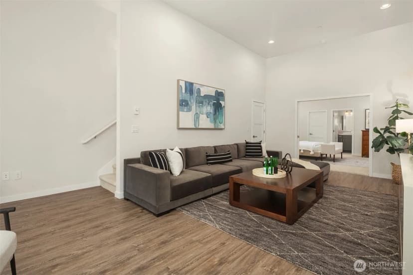 Property photo for 3300 Ne 65th Street #204, Seattle photo 26