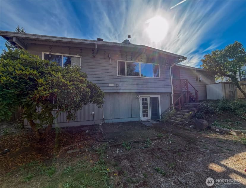 Property photo for 16042 Se 10th Street, Bellevue photo 6