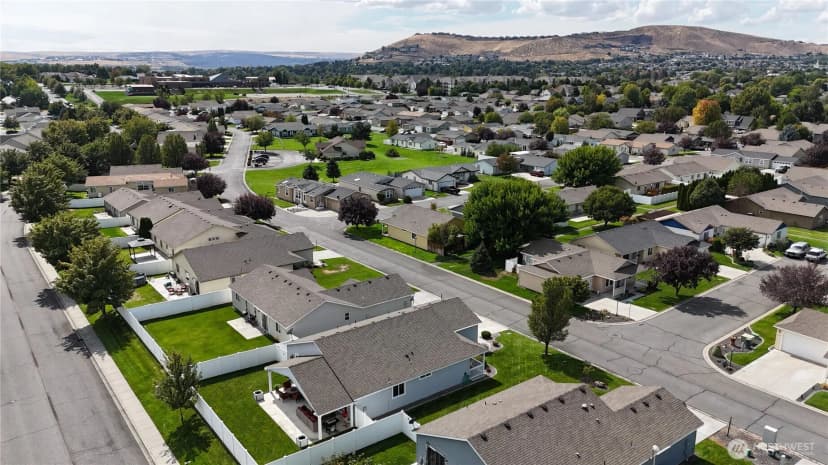 Property photo for 1534 Larkspur Drive, Richland photo 36